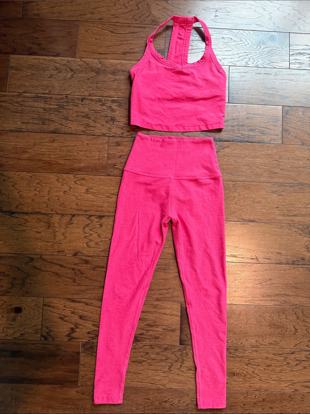GOOD USED. Beyond Yoga leggings and sports bra set. XS